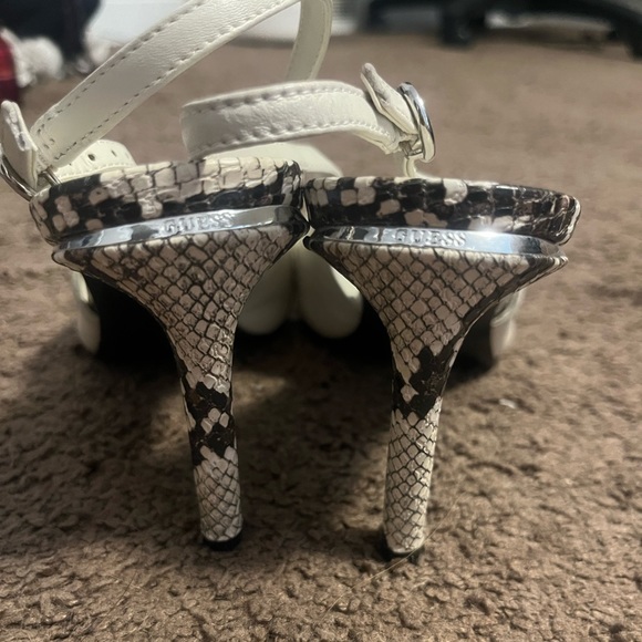 Guess heels - Picture 2 of 5